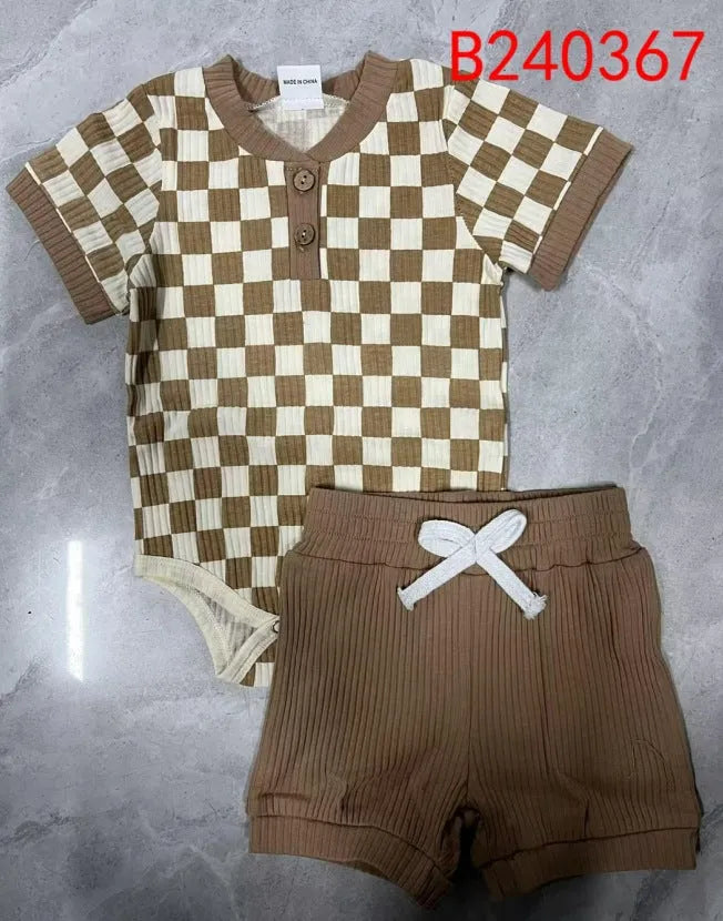 Baby boy cotton two-piece romper set with polo collar and plaid triangle pattern, available in green blue brown black