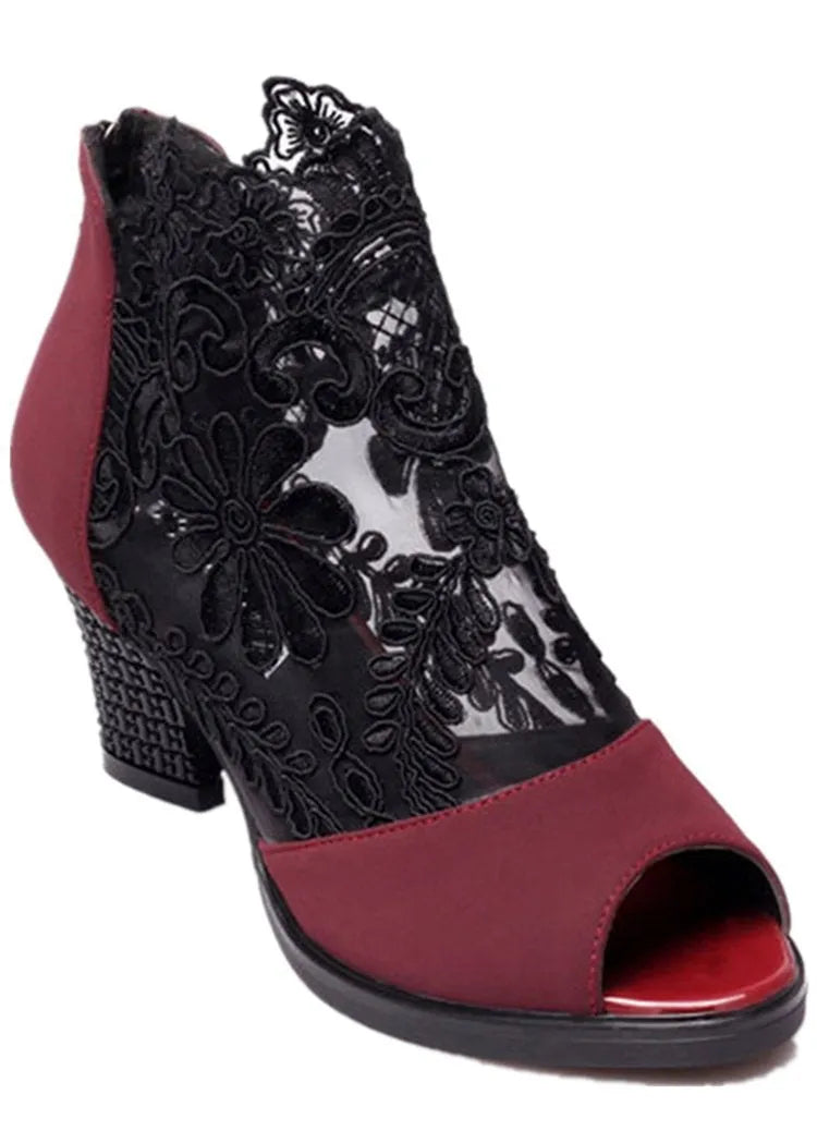 Lucyever women's black lace gladiator sandals with square heels and floral patterns