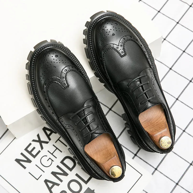 Men's black and brown business brogue leather shoes with round toe design