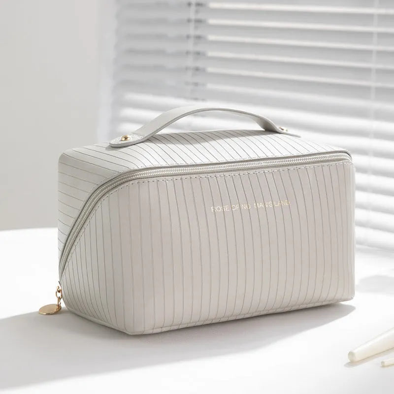 Vertical pattern pillow makeup bag in PU material with cubic 22.5cm shape