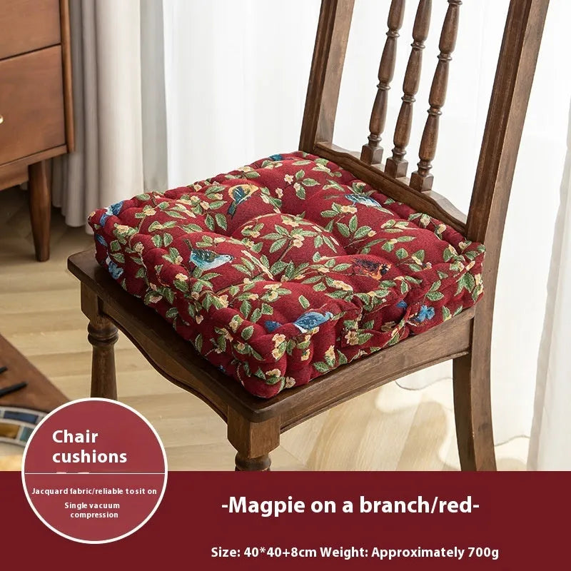 American floral pattern dining chair cushion with 40cm square dimensions and 8cm thick PP cotton filler