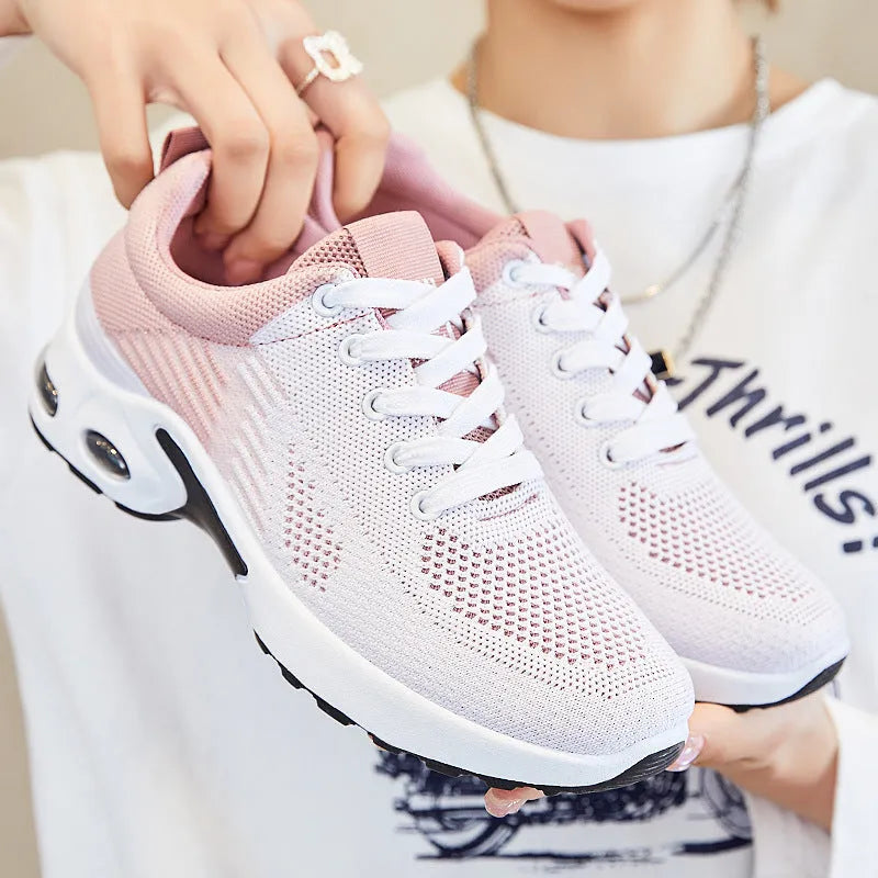 Women's Flyknit casual running shoes with striped pattern and mesh lining in available colours
