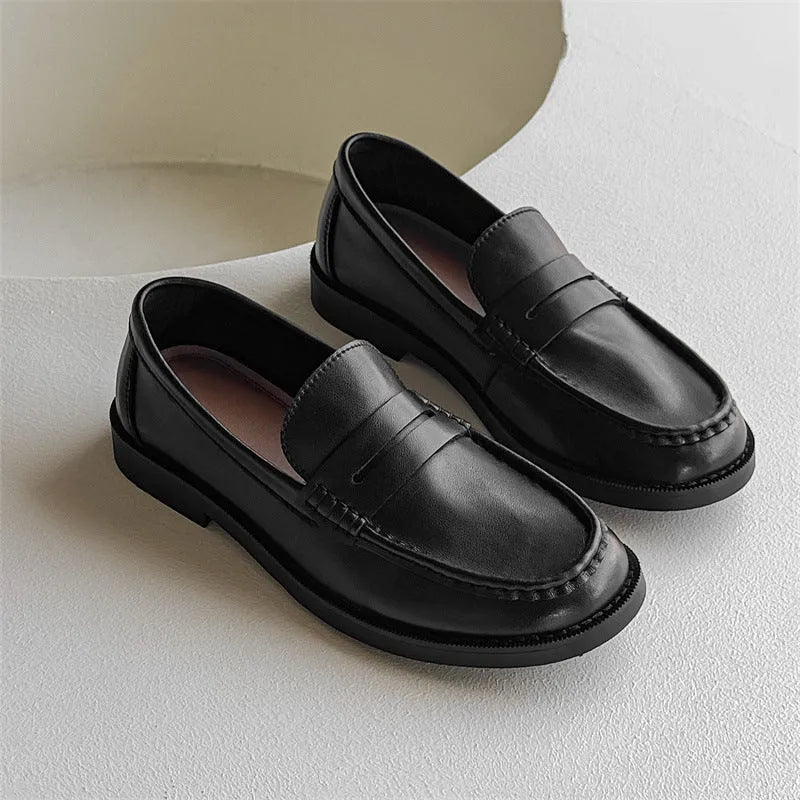Men's slip-on casual shoe in microfiber and PU available in black, beige, apricot, and brown.