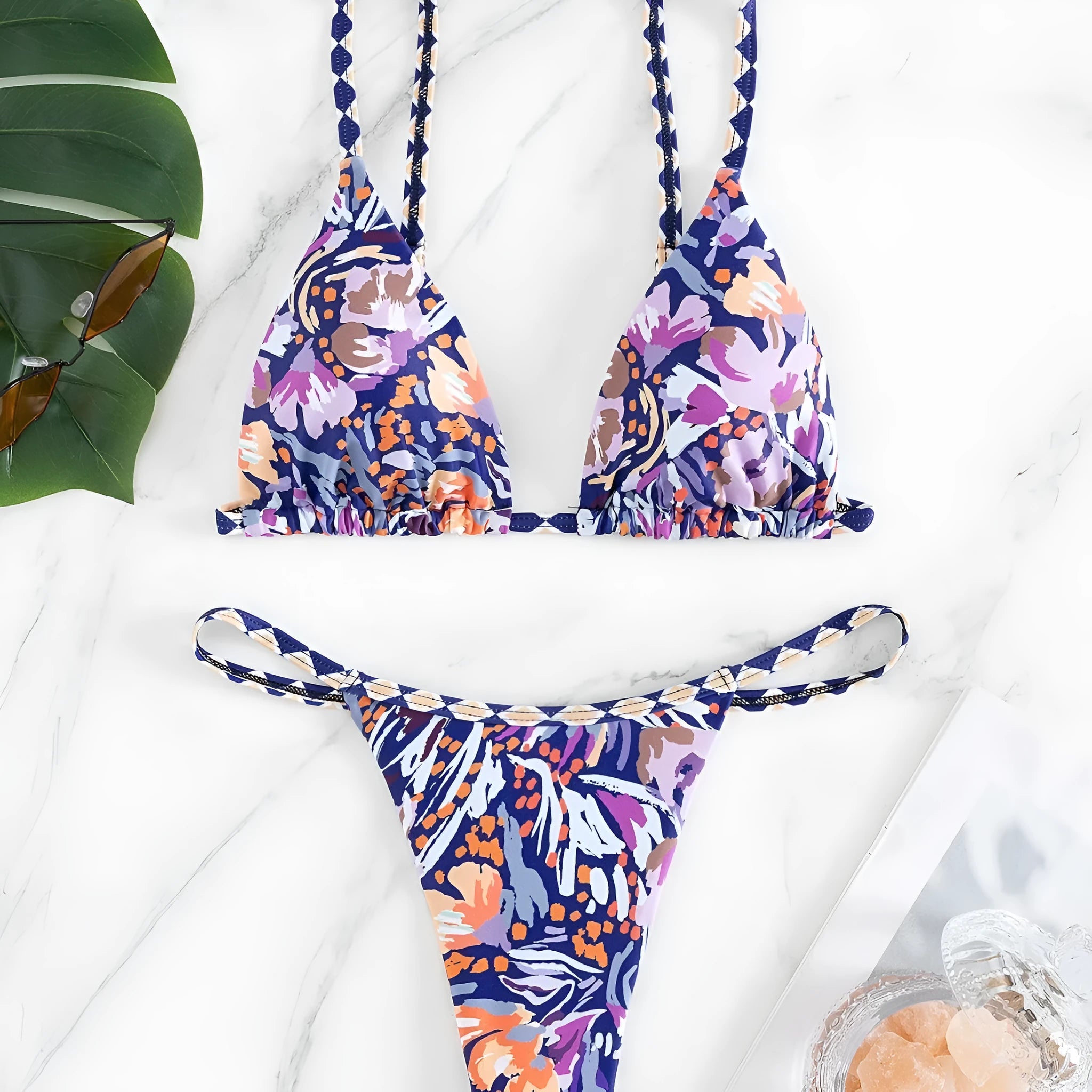 Women's floral print triangle swimsuit in polyester fabric with briefs style cut