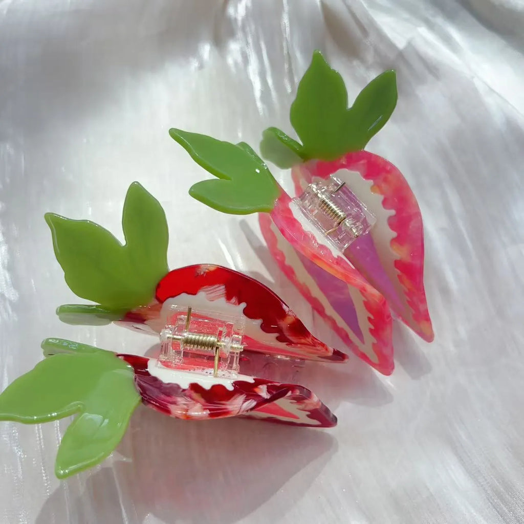 Manual craft strawberry design hairpin in pastoral style, shown in pink and red colour options.