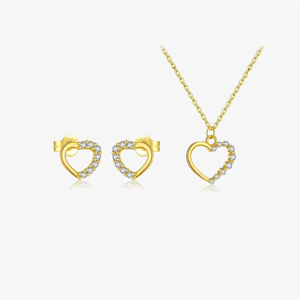 S925 sterling silver hollow heart and circle pendant necklace on a regular chain.