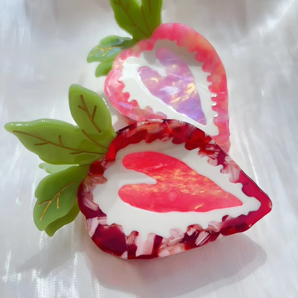 Manual craft strawberry design hairpin in pastoral style, shown in pink and red colour options.