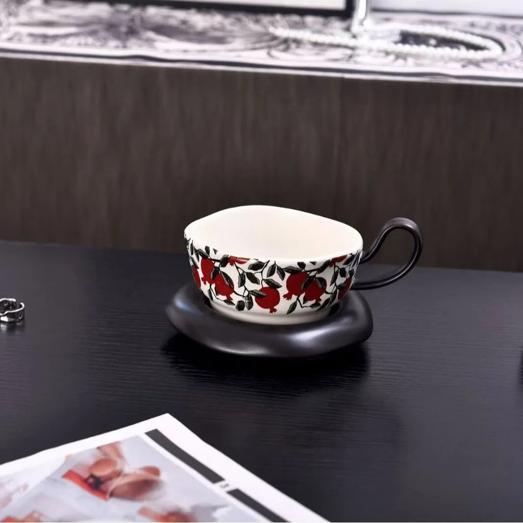 Antique style ceramic coffee cup and saucer set with 210ml capacity in black or orange colour