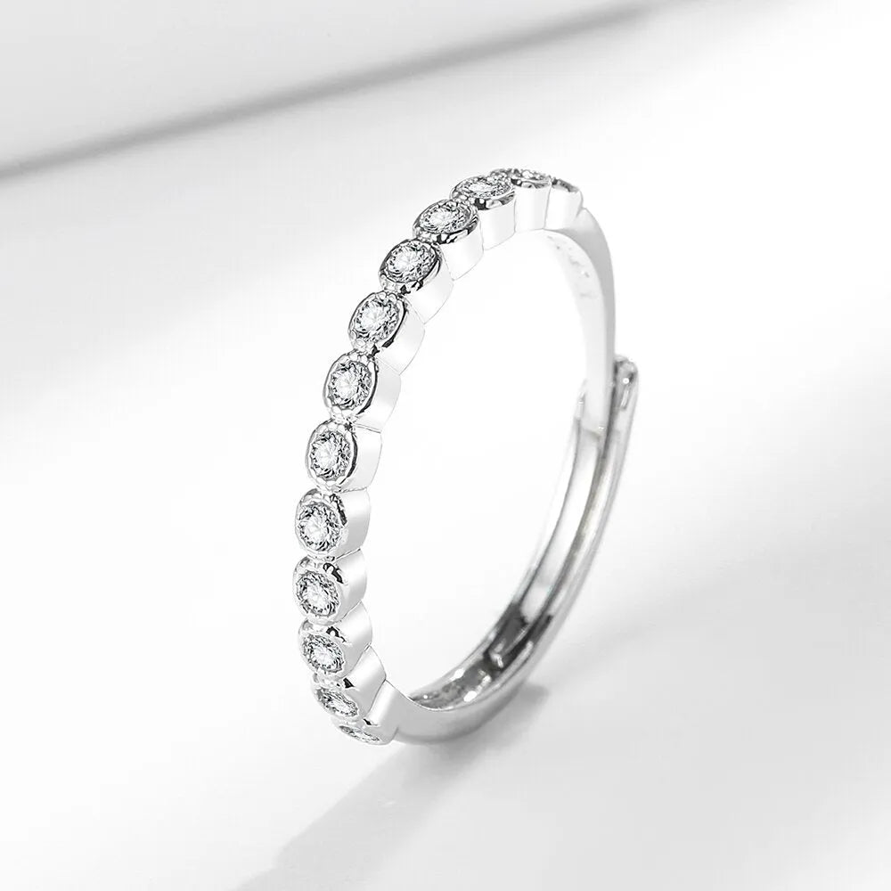 Women's geometric open mouth tail ring with electroplated finish in white gold or yellow gold colour options
