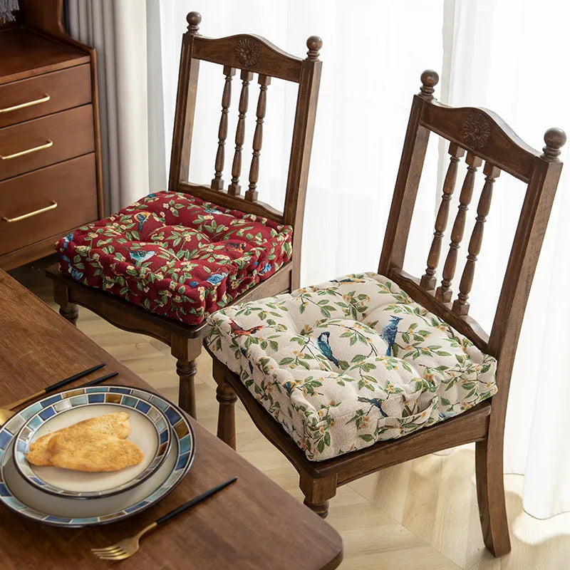 American floral pattern dining chair cushion with 40cm square dimensions and 8cm thick PP cotton filler