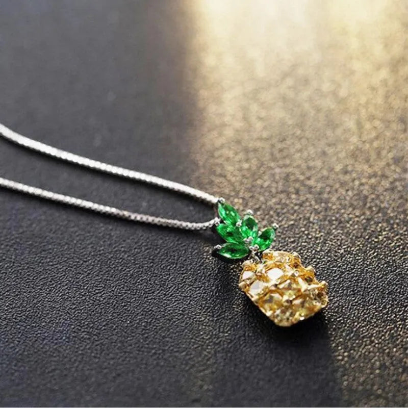 Women's geometric pineapple necklace in silver colour with Korean fashion styling