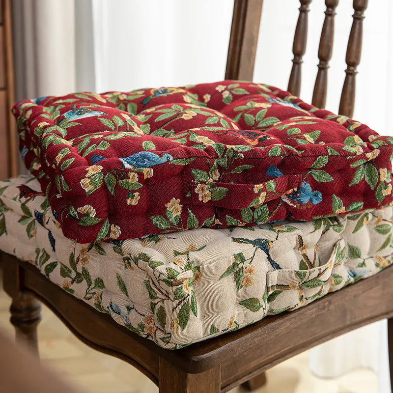American floral pattern dining chair cushion with 40cm square dimensions and 8cm thick PP cotton filler