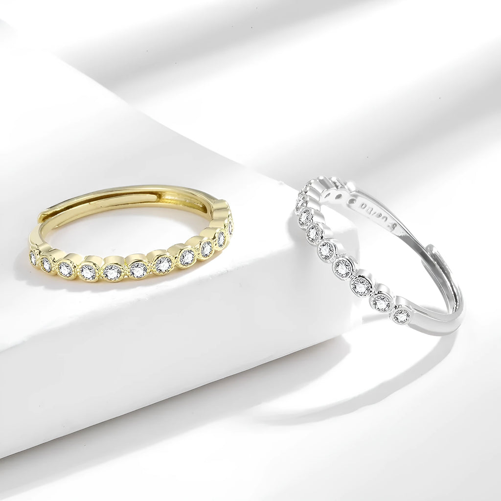 Women's geometric open mouth tail ring with electroplated finish in white gold or yellow gold colour options