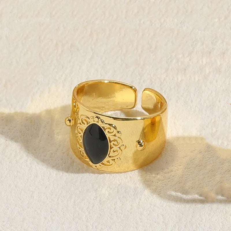 Chinese style geometric vintage ring in electroplated copper with horse eye black finish