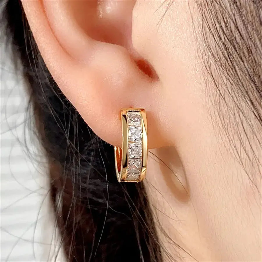 Women's geometric quadrilateral earrings in gold and silver colour options