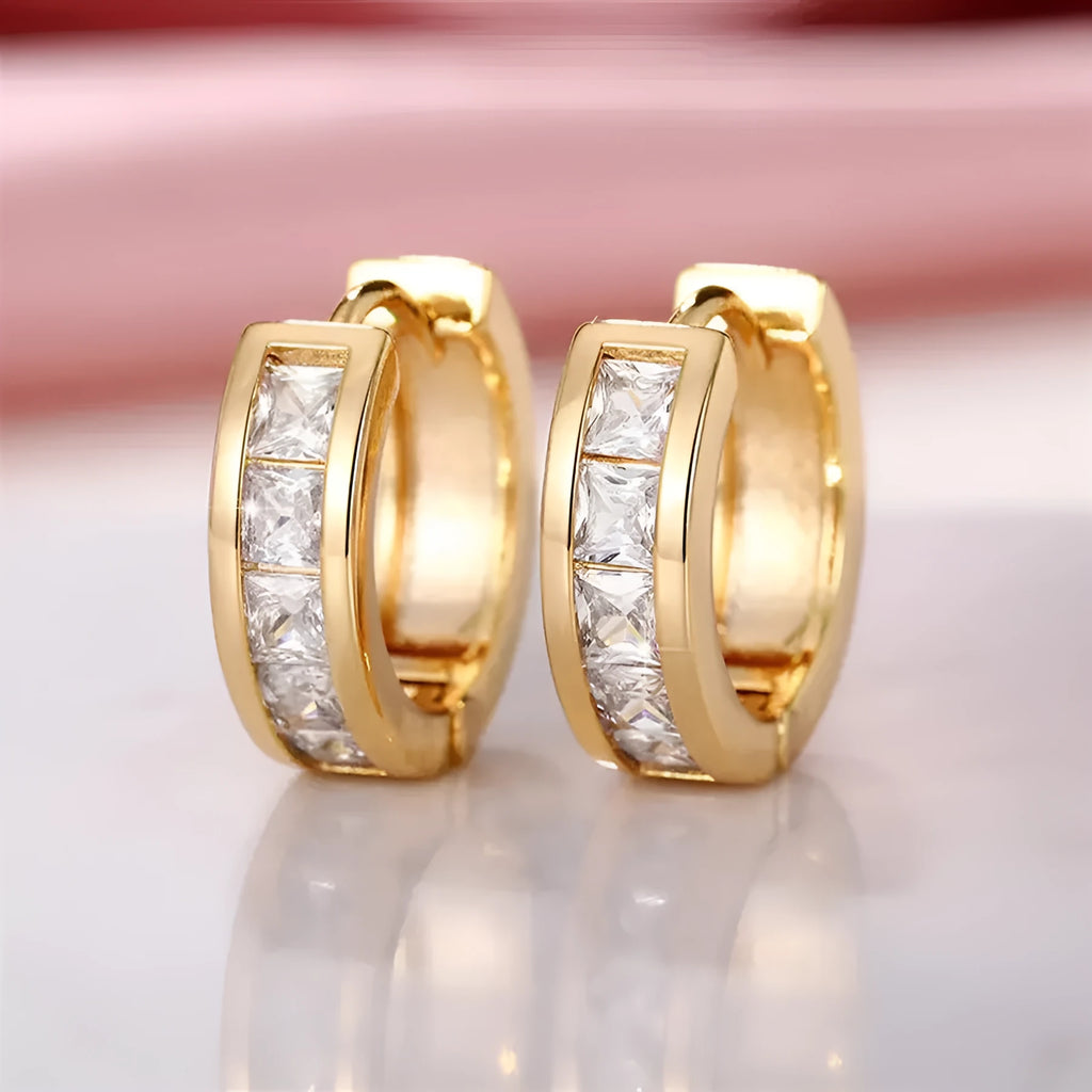 Women's geometric quadrilateral earrings in gold and silver colour options