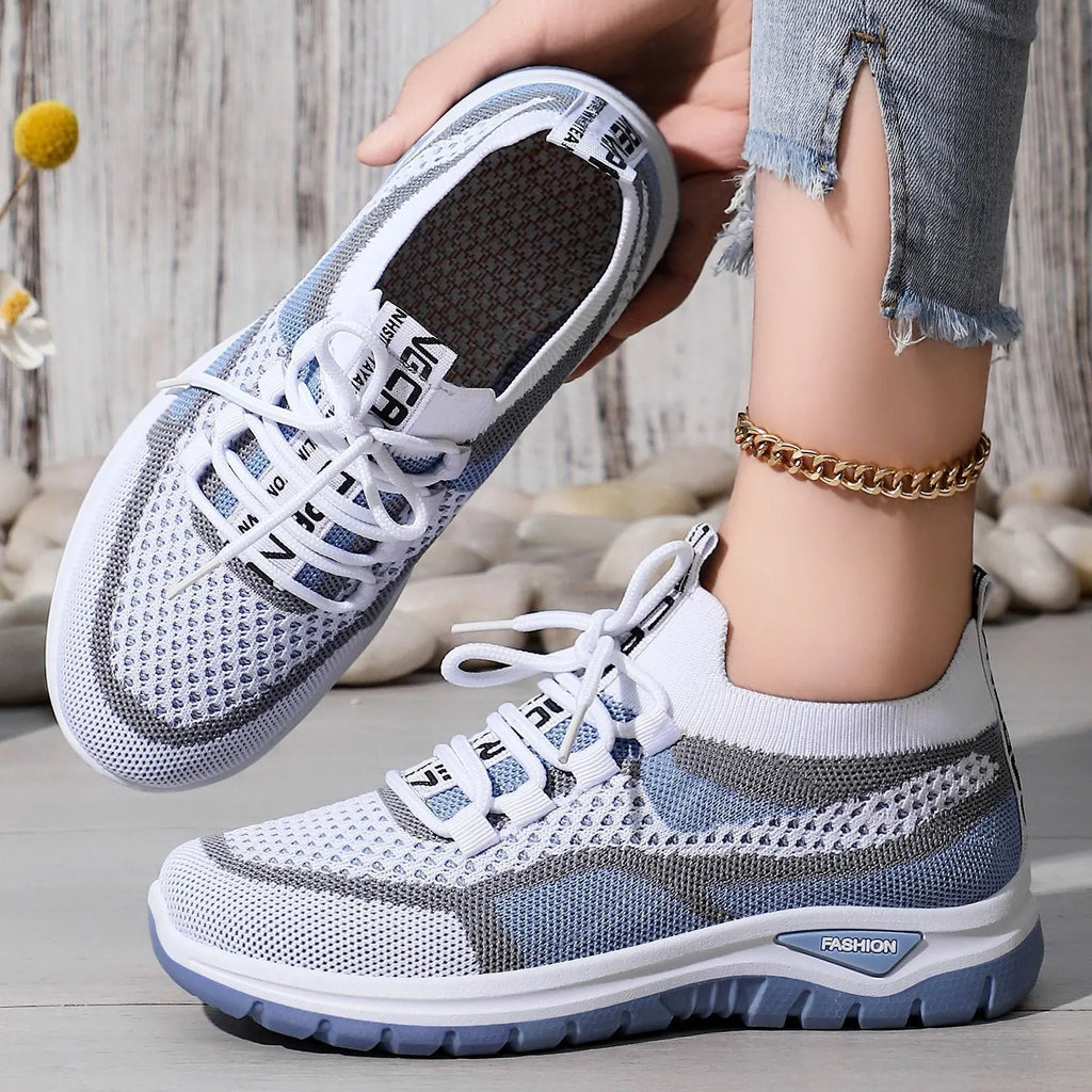Women's woven mesh low-cut casual shoes in brick red with front lace-up and round toe