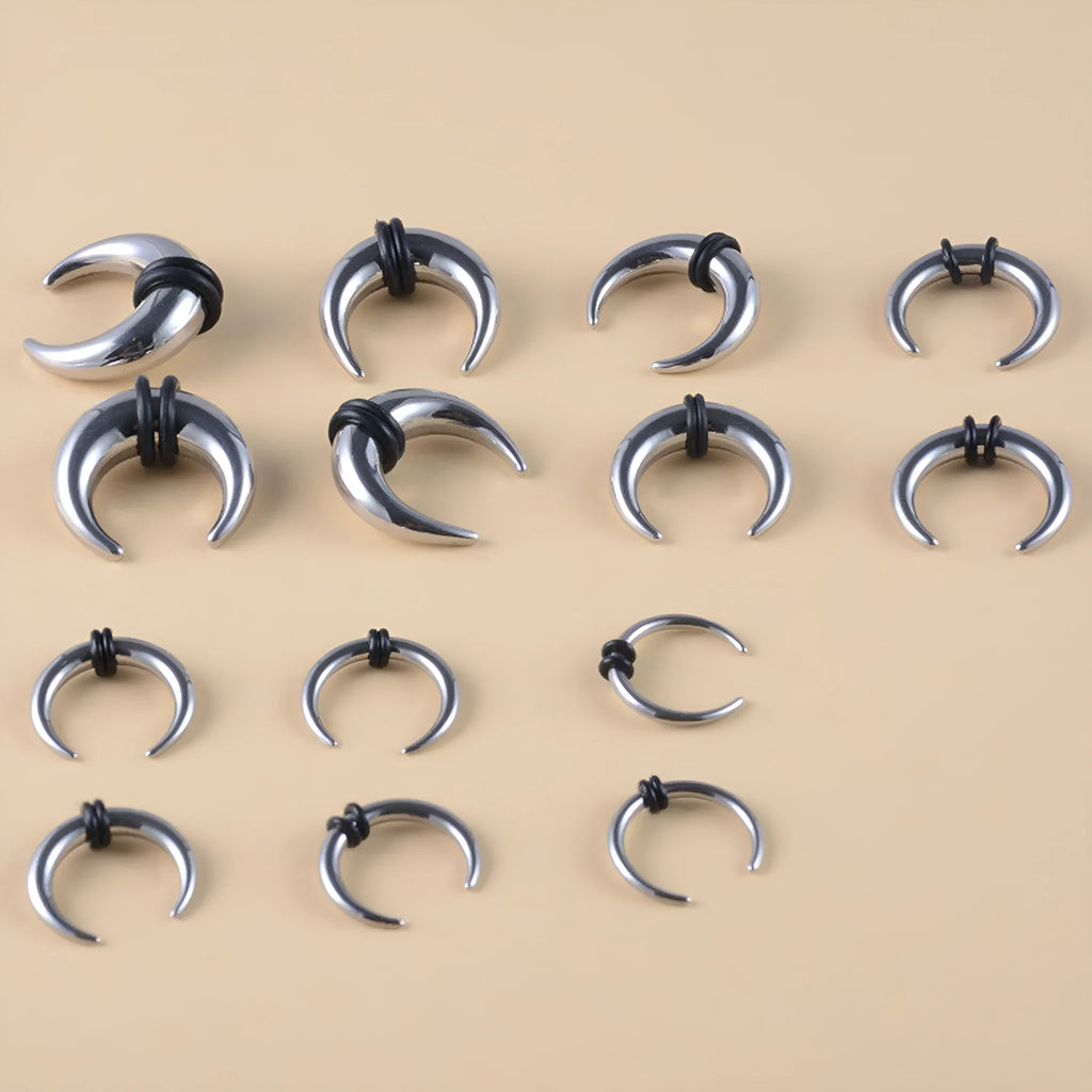 C-shaped 316 stainless steel nose ring with buffalo horn detail in black and steel colour options