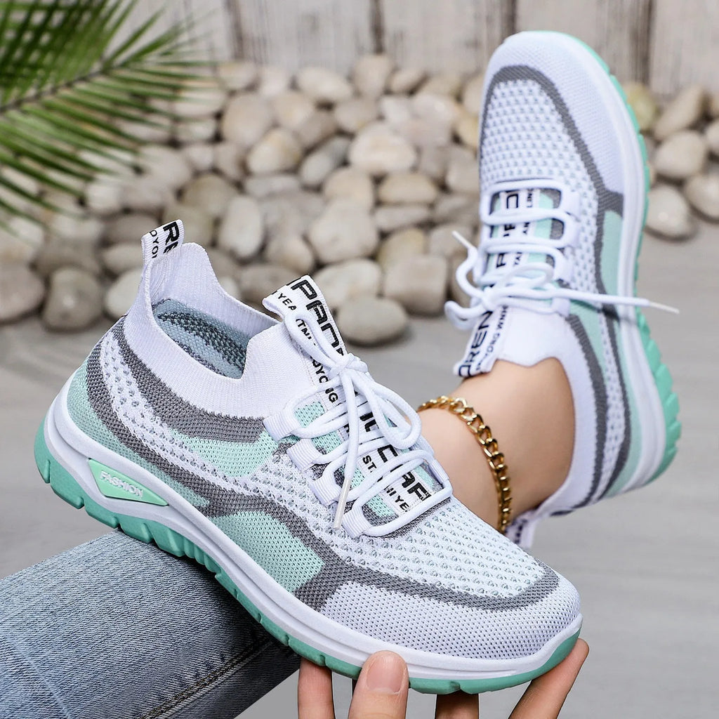 Women's woven mesh low-cut casual shoes in brick red with front lace-up and round toe