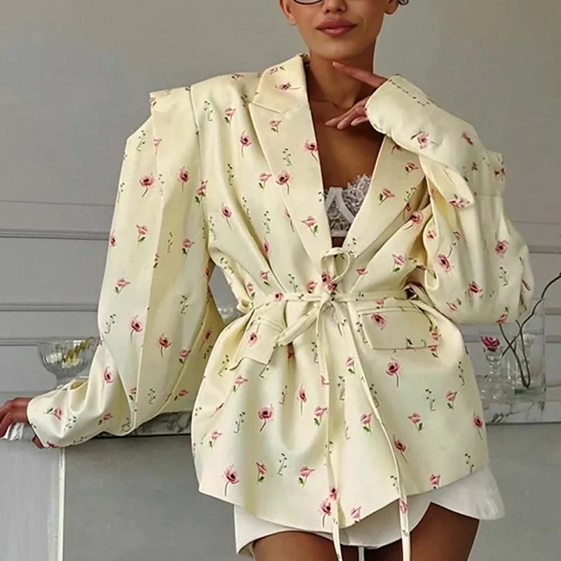 Collar lace-up waist-tight suit jacket with adjustable waist design and regular long sleeves