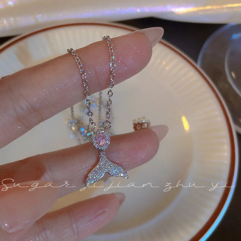 Women's S925 sterling silver fishtail pendant necklace on O-ring chain with geometric design
