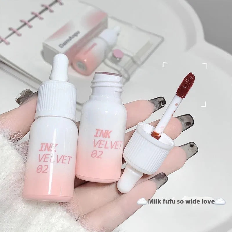 Mirror Lip Lacquer tube in 3.5g size showing colour options for moisturising non-stick lip gloss