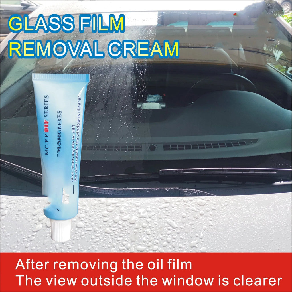 15ml bottle of automotive glass anti-fog and rain repellent treatment in a white English bag.