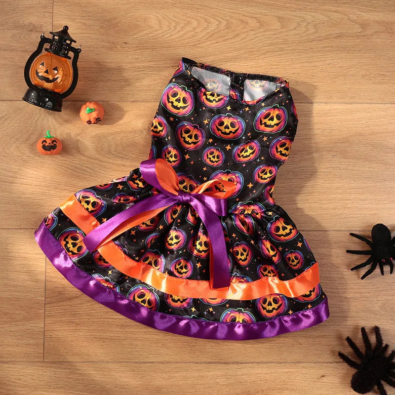 Halloween pet skirt for dogs with colourful pumpkin or skull print in double-layer polyester construction