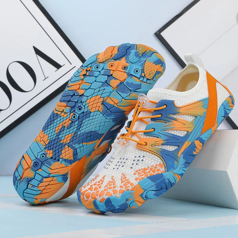 Quick-drying lace-up beach shoes in multiple colours on a non-slip rubber sole