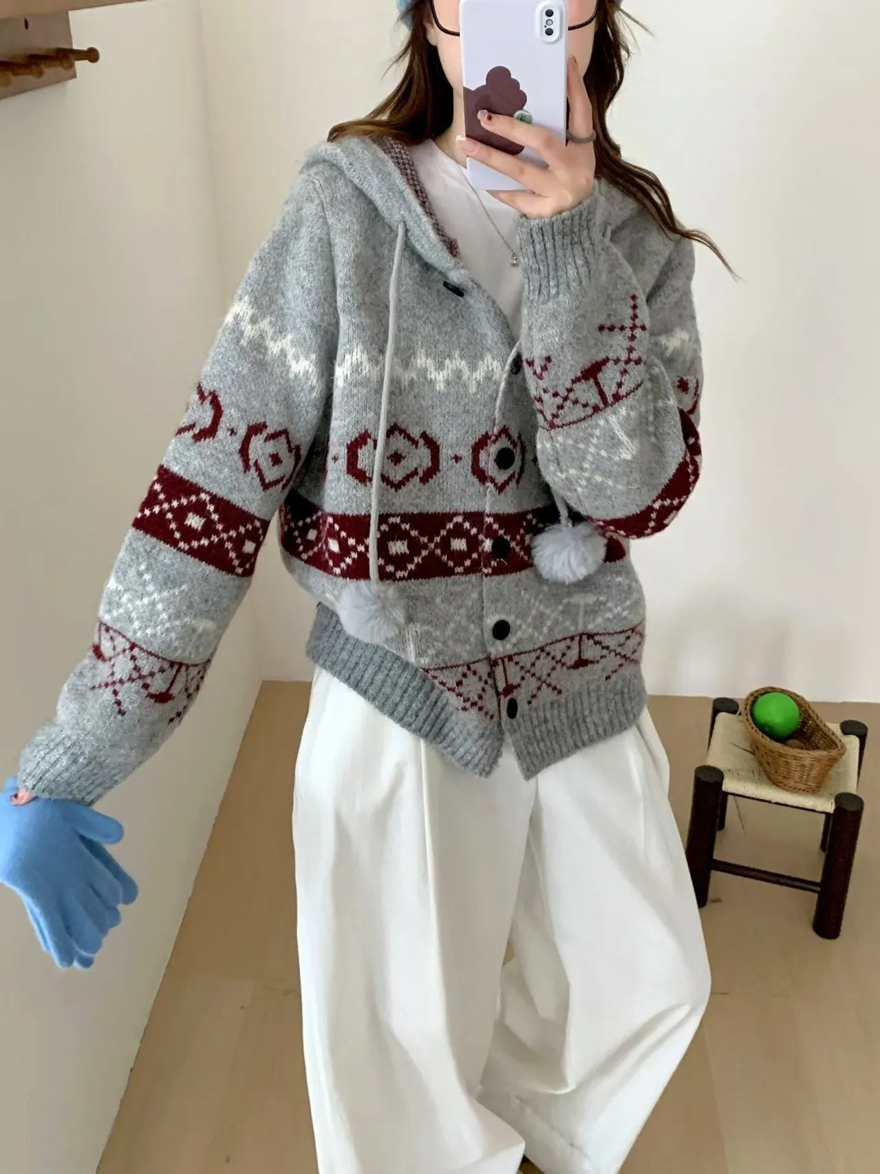 Beige geometric brocade pattern women's loose-fit long sleeve sweater coat