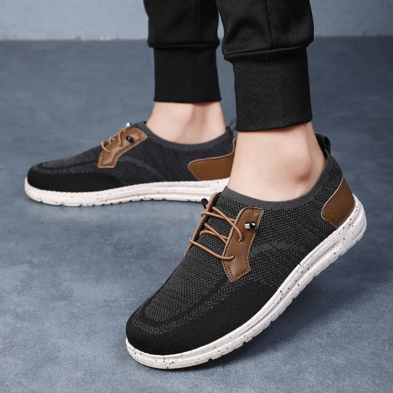 Men's laceless canvas shoes in black and khaki, low top with round toe and flat heel