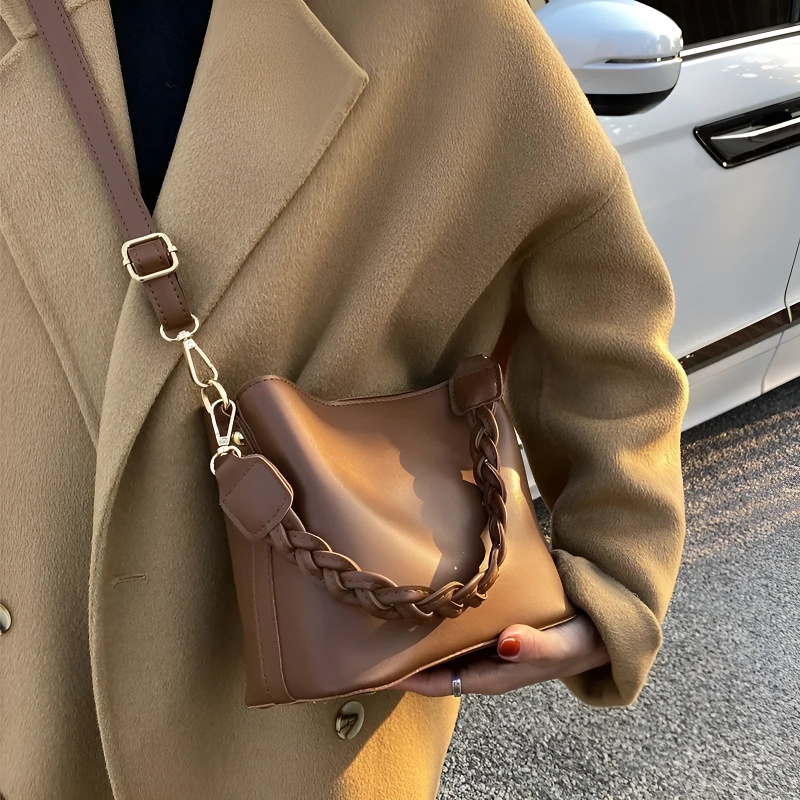 Retro style woven PU crossbody bucket bag in neutral colour