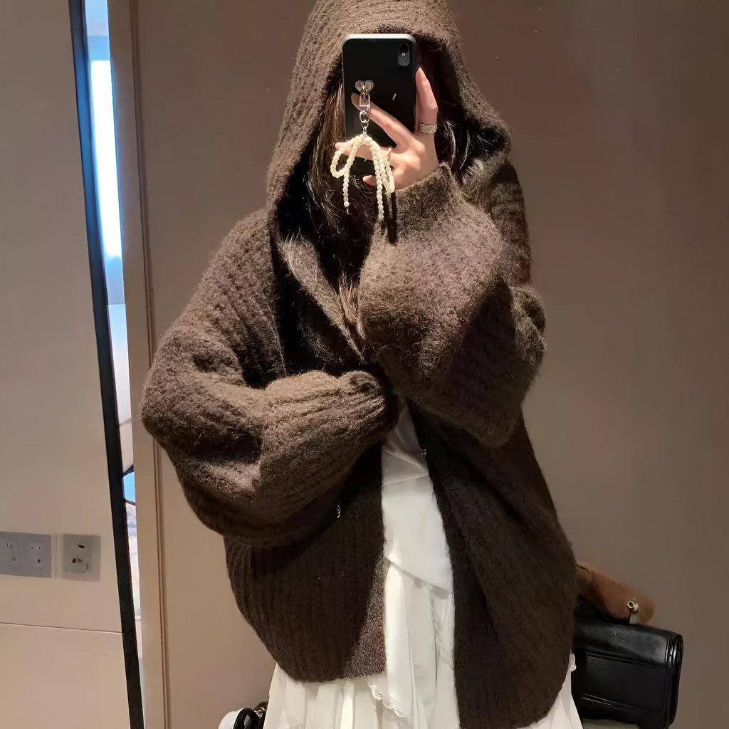 Women's thick grey hooded cardigan sweater with loose fit and regular sleeves