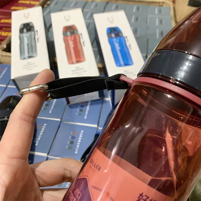 Chinese-style portable water cup with separate tea compartment in blue, red, black and grey colours