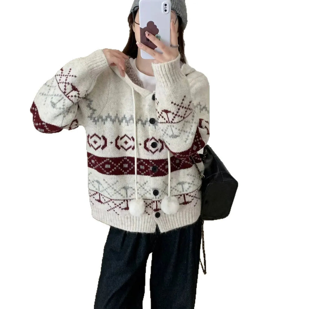 Beige geometric brocade pattern women's loose-fit long sleeve sweater coat