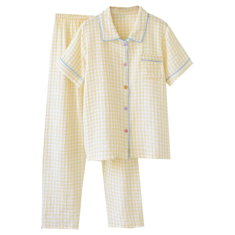 Women's cotton gauze short-sleeved trouser suit in floral sea or yellow plaid pattern with three-quarter sleeves