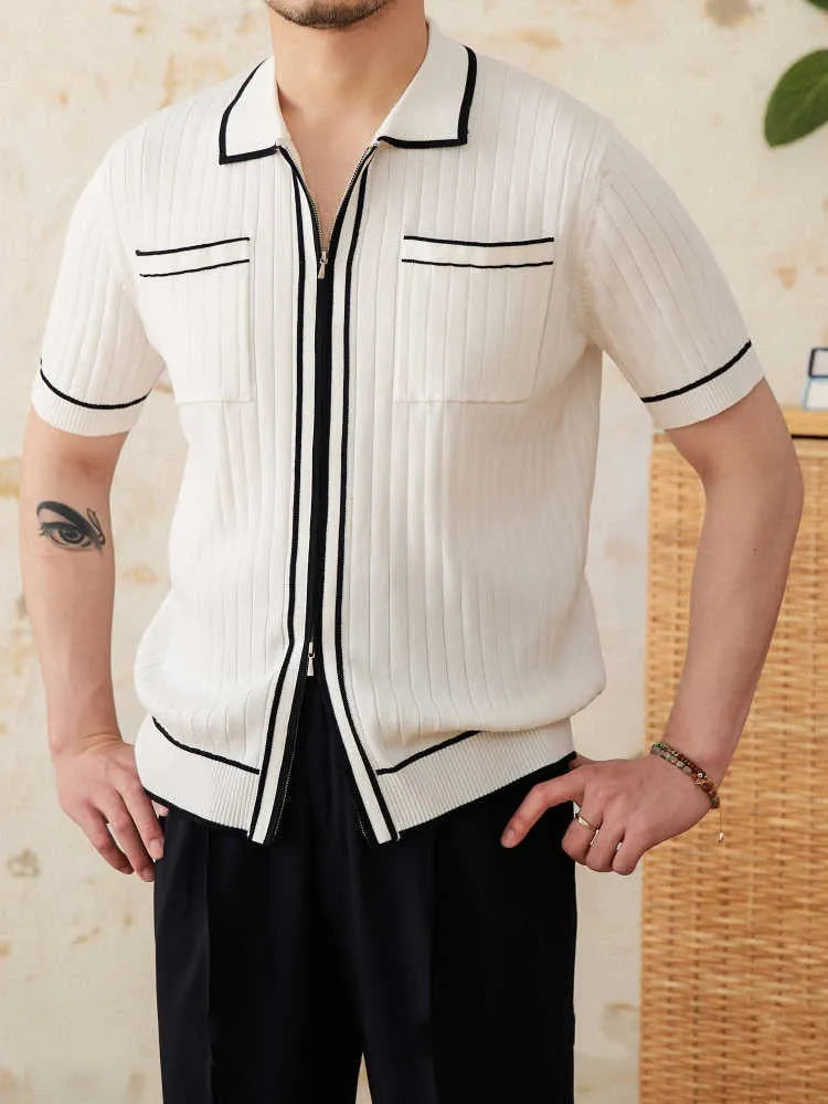 Slim fit lapel collar polo shirt in black knitted fabric with short sleeves