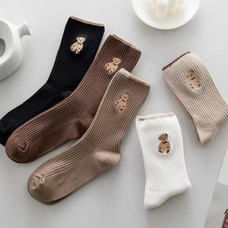 Mid-calf retro Japanese school style bear pattern stack socks for women