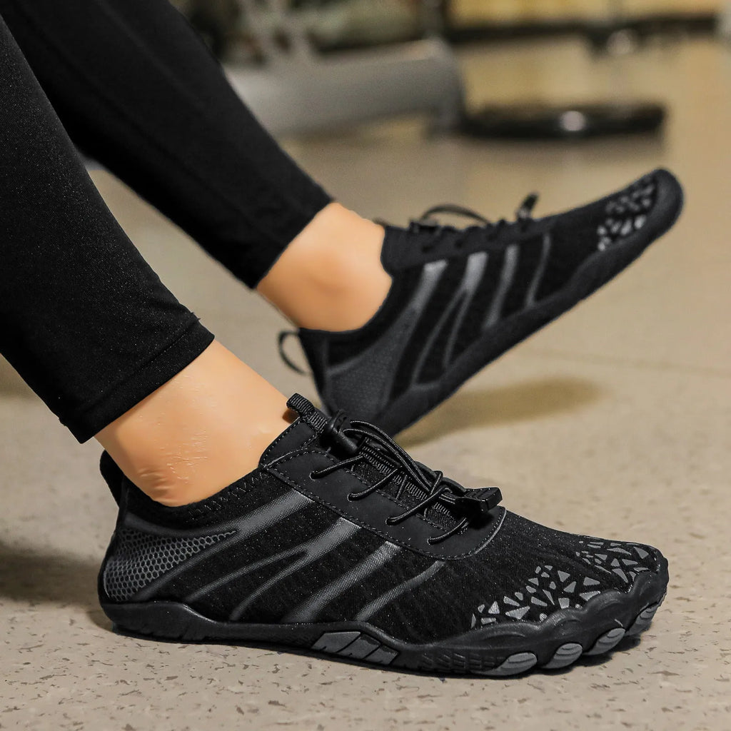 Lycra stretch fabric beach running shoes in multiple colours with sizes from 36 to 46