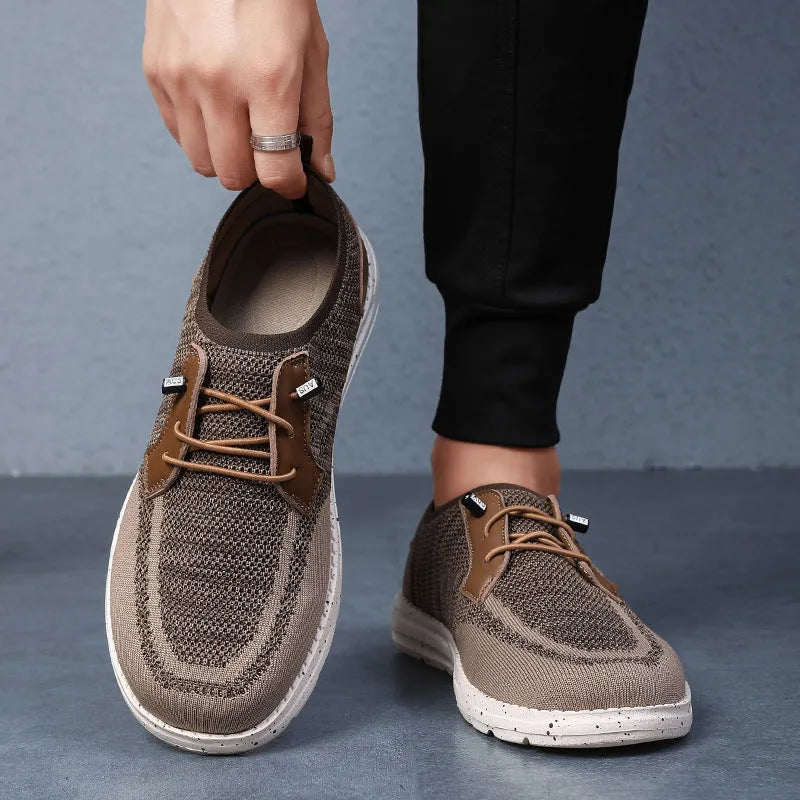 Men's laceless canvas shoes in black and khaki, low top with round toe and flat heel
