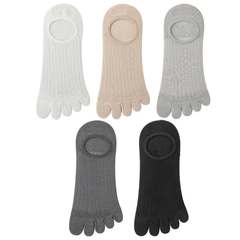 Modal five-finger boat socks in solid colours showing ultra-thin breathable construction