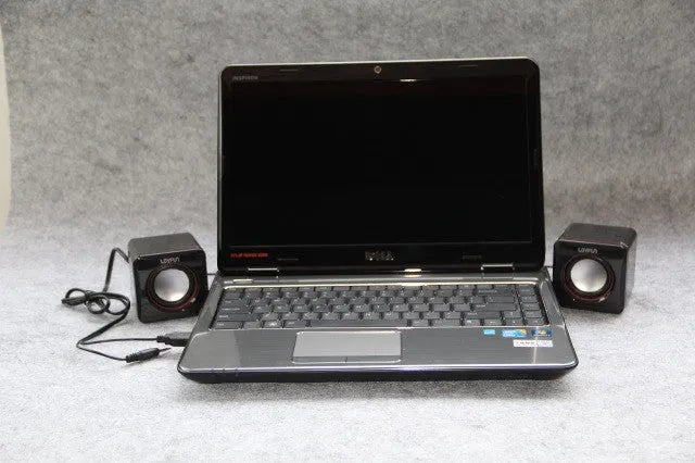 Black square USB-powered 2.0 channel computer speaker for desktop audio enhancement