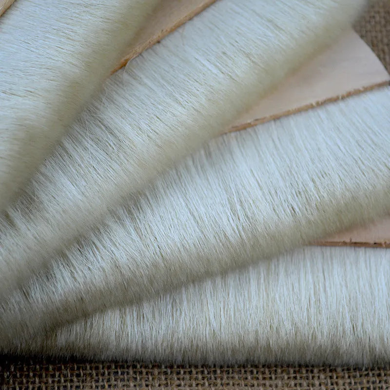 Wool art mounting brush in picture colour with four size options for paint paste application