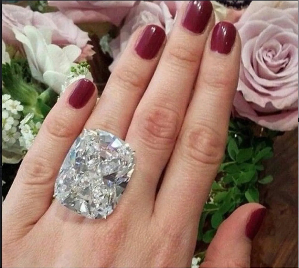 Women's geometric alloy ring with square diamond inlay in white gold colour