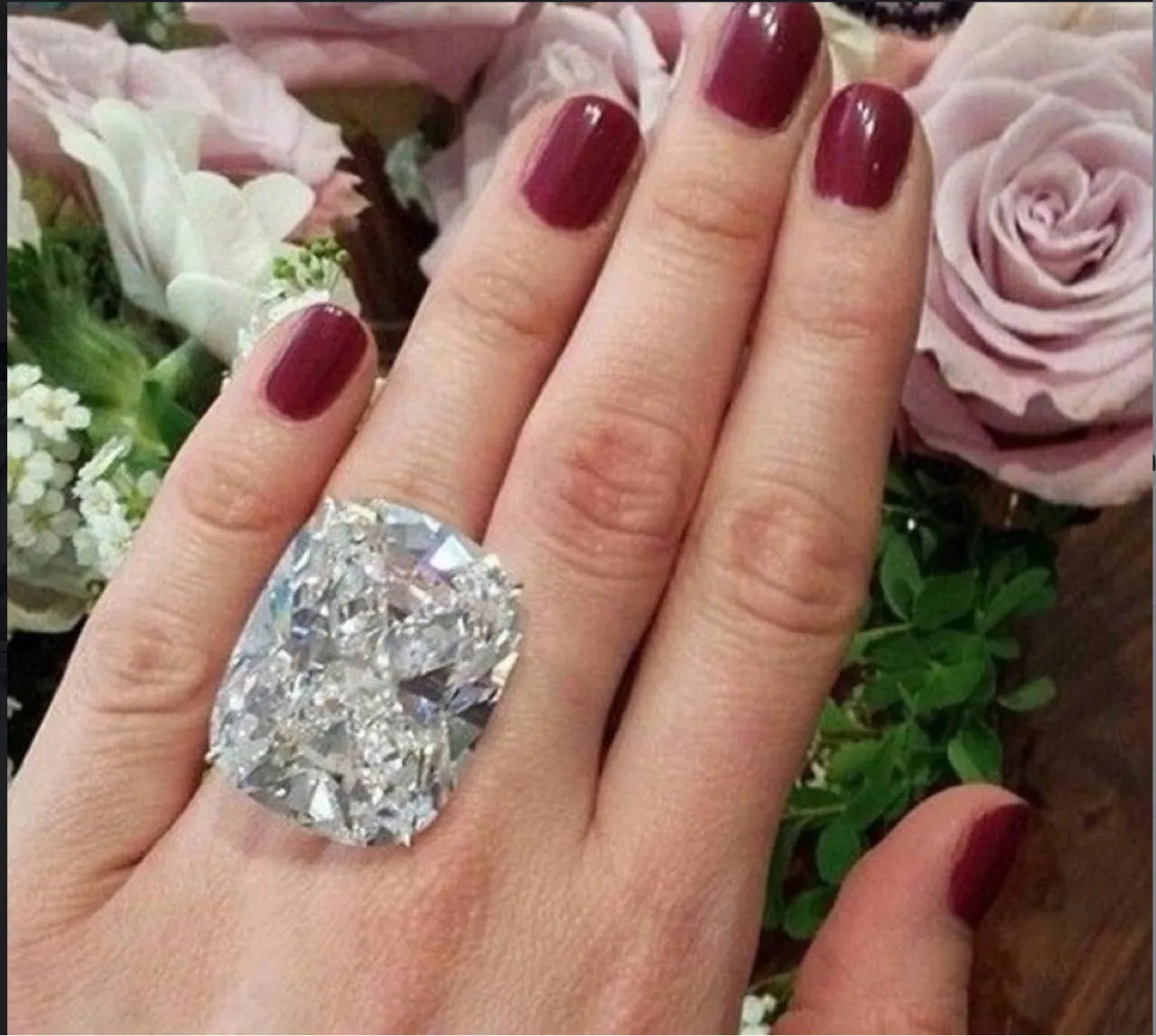 Women's geometric alloy ring with square diamond inlay in white gold colour