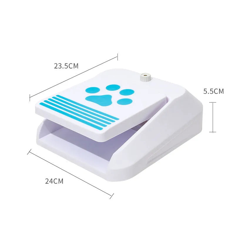 Outdoor automatic dog water feeder in white with iron and PVC construction