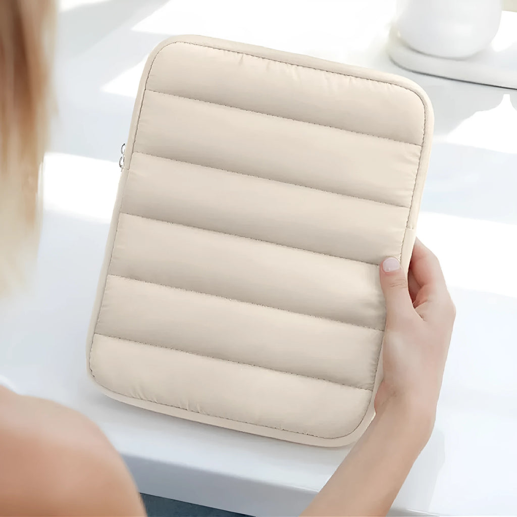 Fluffy puff bag laptop sleeve for 9.7-11 inch devices with waterproof polyester lining