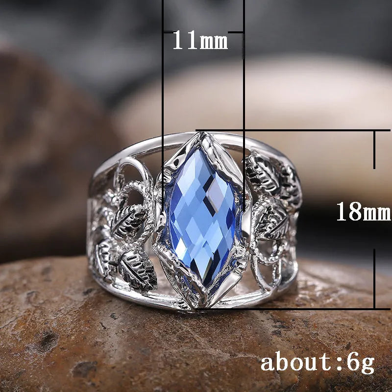 Horse eye-shaped blue crystal alloy ring for women showing geometry style with crystal inlay