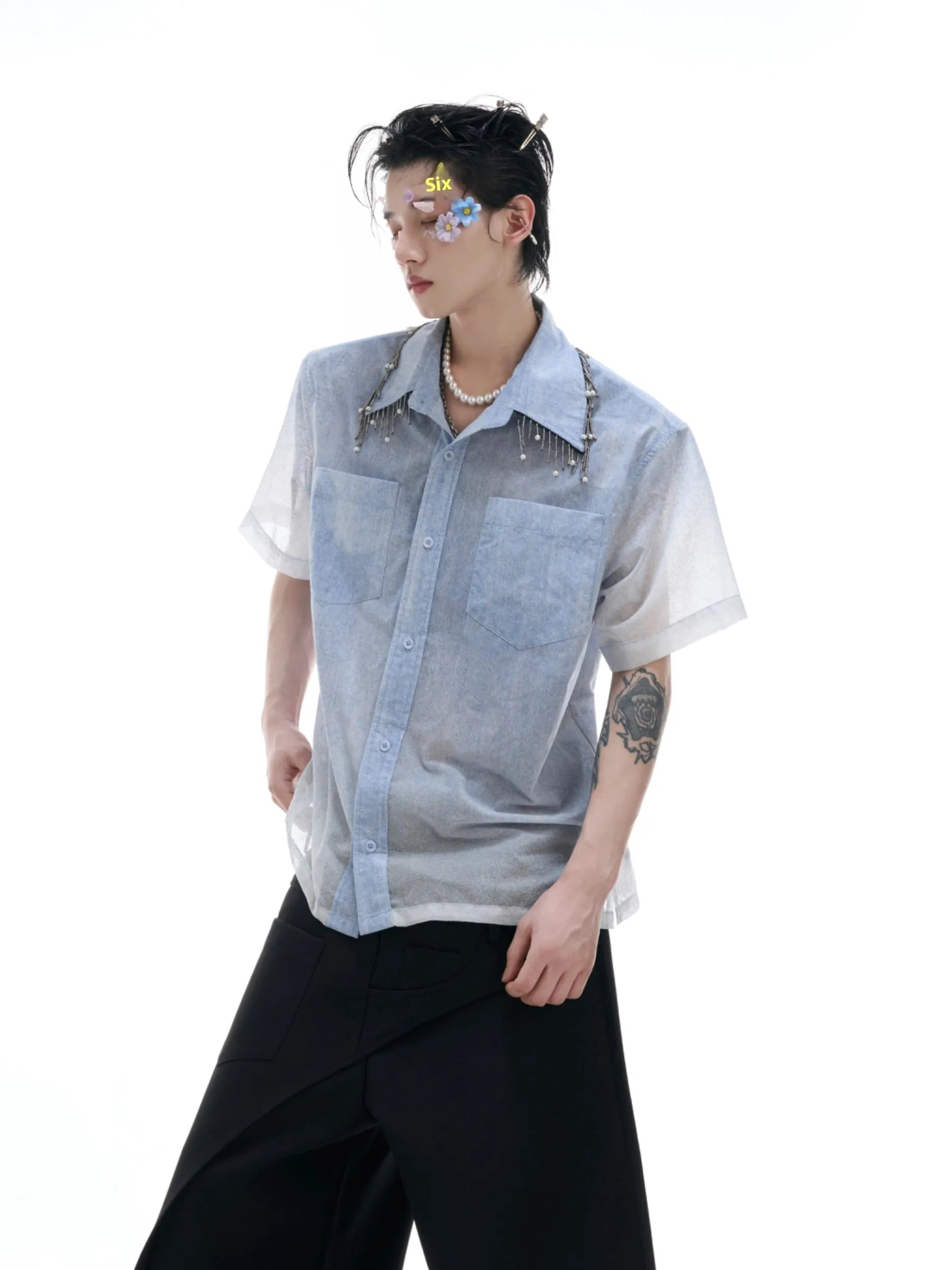 Man's blue and white gradient loose-fit short sleeve casual shirt