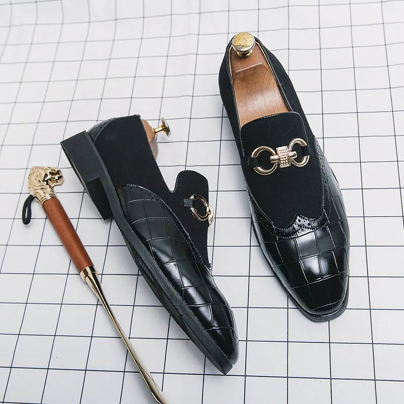 Men's black business casual shoes with pointed toe and sewing line details on artificial PU upper
